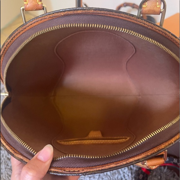 ‼️SOLD‼️Authentic LV Ellipse - Picture 7 of 11
